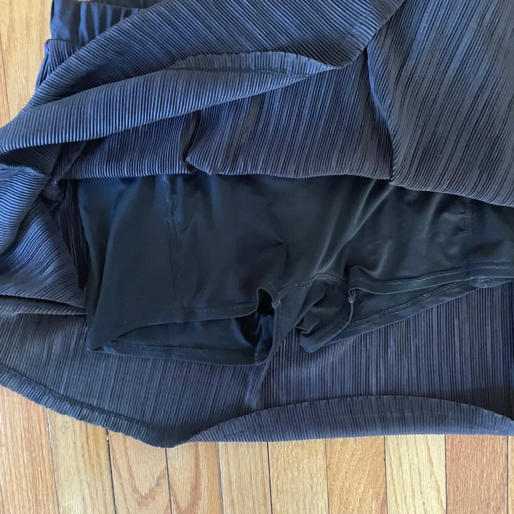 ALO Yoga Black Pleated Skater Skirt